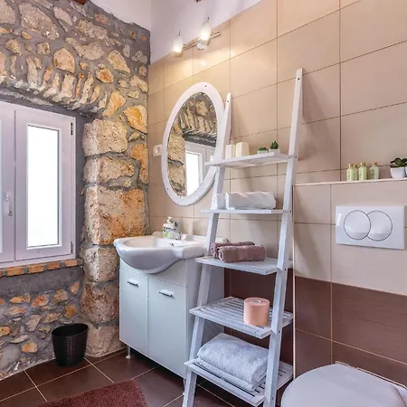 Awesome In * Novi Vinodolski